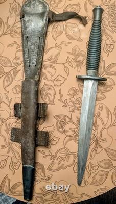1942 WWII Style Fighting Dagger, Steel Needle Point, Leather, Sheath