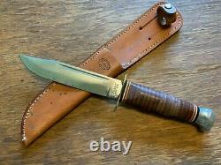 1960's USA Kabar 1207 Finger Groove Knife with Original Leather Sheath