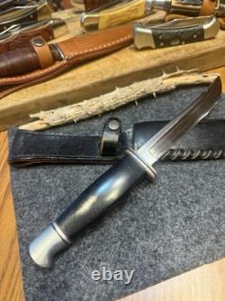 1965-1969 CaseXX 300 Apache Fixed Blade Hunting Knife Sheath Nice Condition USA