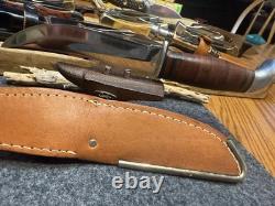 1965-1969 CaseXX 323-5 Fixed Blade Hunting Knife Original Sheath Nice Condition