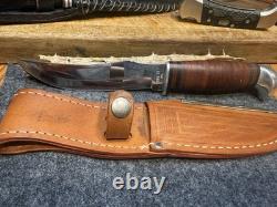 1965-1969 CaseXX 323-5 Fixed Blade Hunting Knife Original Sheath Nice Condition