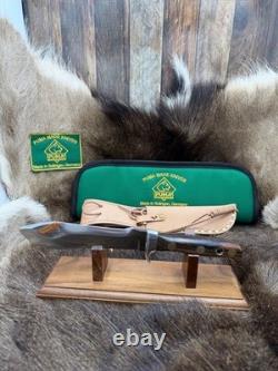 1967 Puma 6399 White Hunter With Jacaranda Handles With Green Puma Pouch Mint