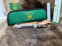 1967 Puma 6399 White Hunter With Jacaranda Handles With Green Puma Pouch Mint
