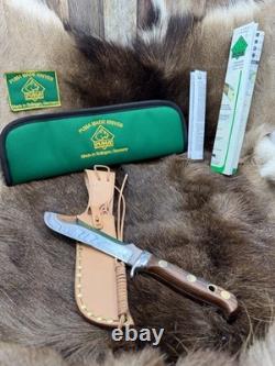 1967 Puma 6399 White Hunter With Jacaranda Handles With Green Puma Pouch Mint