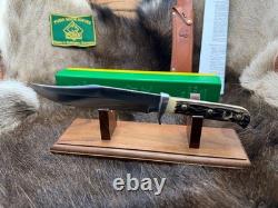 1974 Puma 6396 Bowie Knife Stag Handles Leather Sheath & Puma Green & Yellow Box