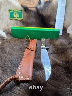 1974 Puma 6396 Bowie Knife Stag Handles Leather Sheath & Puma Green & Yellow Box