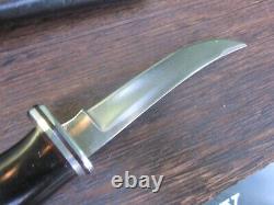 BUCK 118 USA 1972-86 VERY NICE CONDITION FIXED BLADE KNIFE WithNICE SHEATH TOO