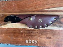 BUCK KALINGA USA Vintage FIXED BLADE HUNTING KNIFE in Leather Scabbard