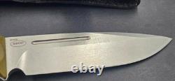 Benchmade 163-1 Bushcrafter Fixed Blade Knife, CPM-S30V Blade, G10 Handle #32