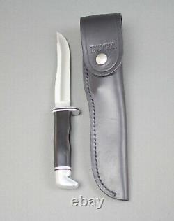 Buck 105 USA Pathfinder Hunting Knife With Leather Sheath
