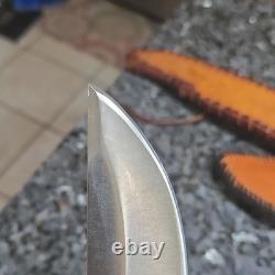 Buck 124 USA Hunting Fixed Blade Knife, Stainless Clip Point, Wood, Sheath 1980