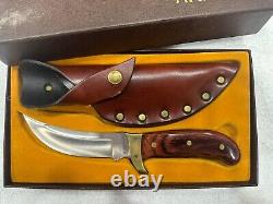Buck 401 Kalinga Knife With Leather Sheath In Original Box Never Used
