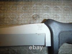 Buck hunting knife 650c marked pat pending very nice used condition. R239