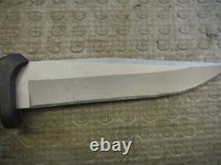 Buck hunting knife 650c marked pat pending very nice used condition. R239