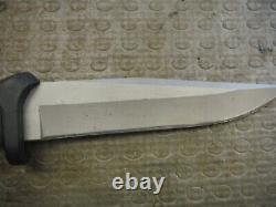 Buck hunting knife 650c marked pat pending very nice used condition. R239