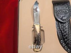 Case XX Deer Hunter Fixed Blade Knife with Collector Tin 524-3 1/4