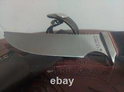 Gerber Model 525CG Hunting Knife with Cushiongrip Handle and Leather Sheath