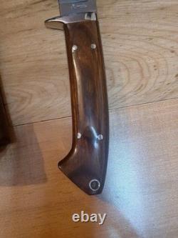 Gordon Romeis Handmade Hunting Skinner Knife Leather Sheath, Lanyard Hole Mint