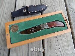 HUNTING KNIFE designed by Robert DILL Loveland Colo NWTF withSheath & Display box