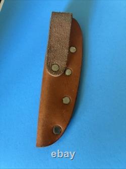 Hand Crafted Barry Dawson Knife # 39 Hunter / Trapper Style MINT