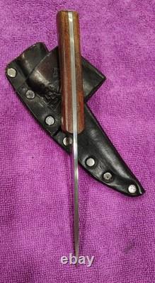 Handmade Fixed Blade Knife by Haywood Cosby, U. S. A. Crossdraw Leather Sheath