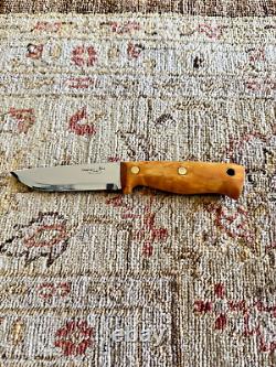 Helle Temagami CA Carbon Steel / Curly Birch Wood Handle by Les Stroud