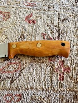 Helle Temagami CA Carbon Steel / Curly Birch Wood Handle by Les Stroud