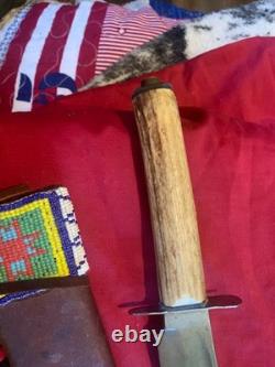 Mountain man bowie knife