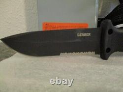 NOS GERBER EDGE INFANTRY KNIFE BLACK WithORIG SHEATH & BOX STORE DISPLAY C-INFO