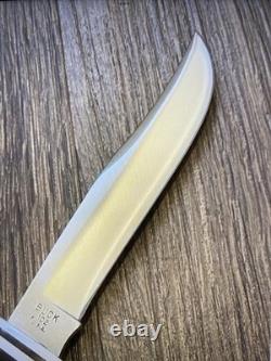 Pre Date Code Buck #104 Twin Knife Set with102 & 103 Fixed Blades, Leather Sheath