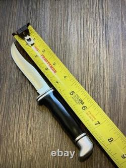 Pre Date Code Buck #104 Twin Knife Set with102 & 103 Fixed Blades, Leather Sheath