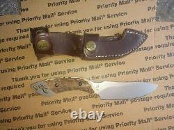 RARE BROWNING mod 257 hunting knife made in Italy with sheath