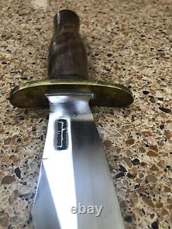 Randall Knives Model 12-8 Bear Bowie withSheath and Stone Extra Features