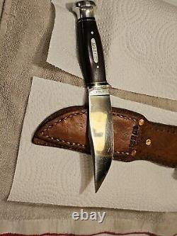 Rare 1930's Henry Sears & Co Hunting KNIFE withsheath. Made by Queen. NICE