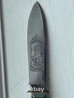 Robi Klaas Rare Vintage Vintage Fixed Blade Hunting Knife Etched Motif Sheath