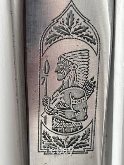 Robi Klaas Rare Vintage Vintage Fixed Blade Hunting Knife Etched Motif Sheath