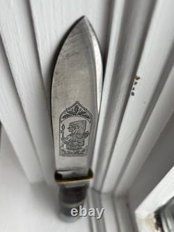 Robi Klaas Rare Vintage Vintage Fixed Blade Hunting Knife Etched Motif Sheath
