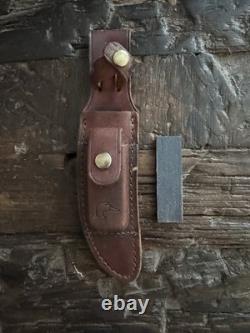 SCHRADE 1989 DUCKS UNLIMITED USA 165 DU Hunting Knife With Sheath & Stone (RARE)