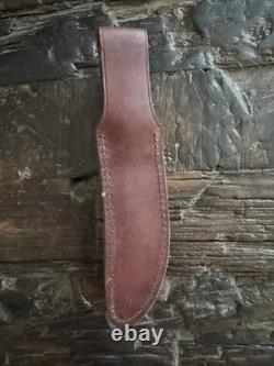 SCHRADE 1989 DUCKS UNLIMITED USA 165 DU Hunting Knife With Sheath & Stone (RARE)