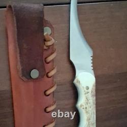 SILVER STAG 2012 Fixed Blade Hunting Knife Stag Handle 4.1-5in Sheath
