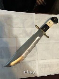 Timber rattler bowie knife