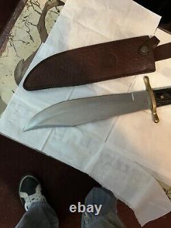 Timber rattler bowie knife