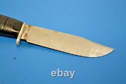 Unusual Camillus USN Utility Military Fighting Knife Navy U. S. Dagger Bowie