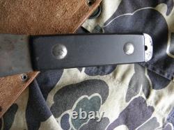 VIETNAM WAR, TRU-BAL BOWIE-AXE TRUE-BALANCE FIGHTING & THROWING KNIFE 1960's