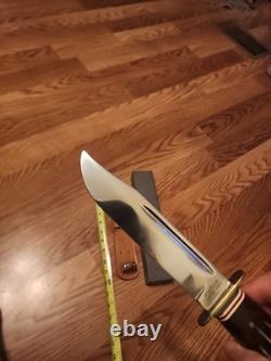VTG 60's KA-BAR Knife 1208 Unsharpened & Un-used. Original Sheath & Box. USA