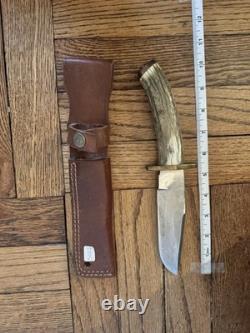 Vintage 11 Fixed Blade Hunting Knife with Curved Stag Handle & Leather Sheath