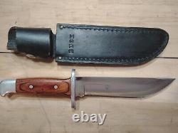 Vintage Buck 124 Frontier Bowie knife. 1988 limited edition