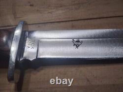 Vintage Buck 124 Frontier Bowie knife. 1988 limited edition