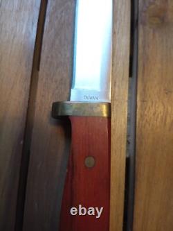 Vintage Buck 727 Battling Bucks Wood Fixed Blade Knife 2003 with Sheath