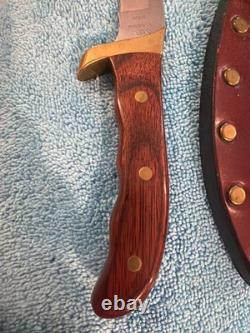 Vintage Buck Akonua USA Fixed Blade Knife with Buck Sheath